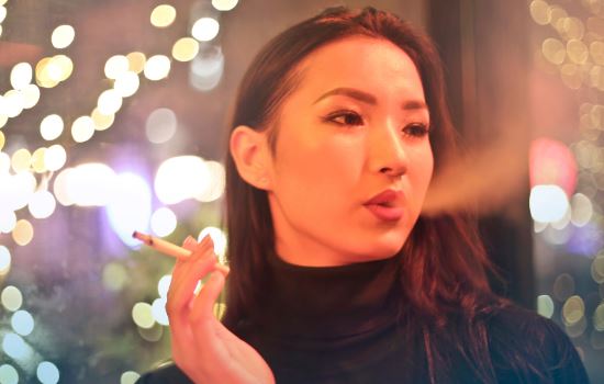 挽回女友方式，怎么用对的方式挽回女友